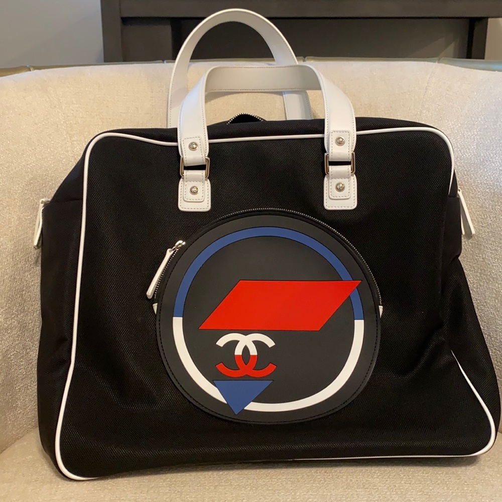 COPY - Chanel bag - Large Zipped Airline Shopping Bag